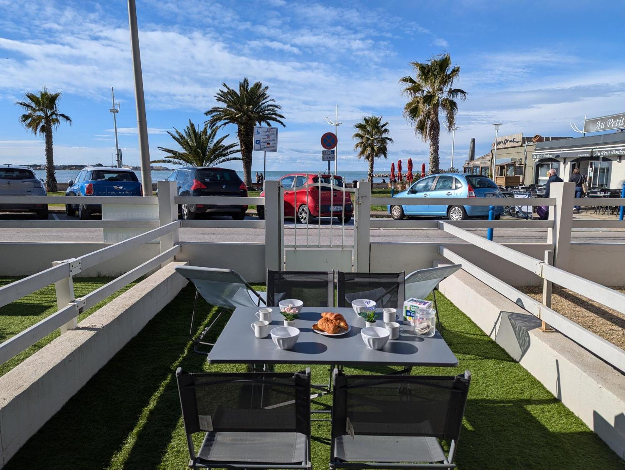Sol-Y-Days Goeland, Appartement Avec Terrasse Front De Mer Et Place De Parking En Centre-Ville Le Grau-du-Roi Dış mekan fotoğraf